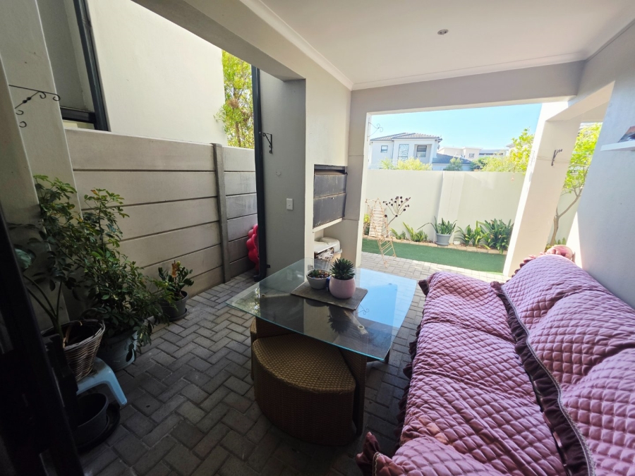 3 Bedroom Property for Sale in Parklands North Western Cape